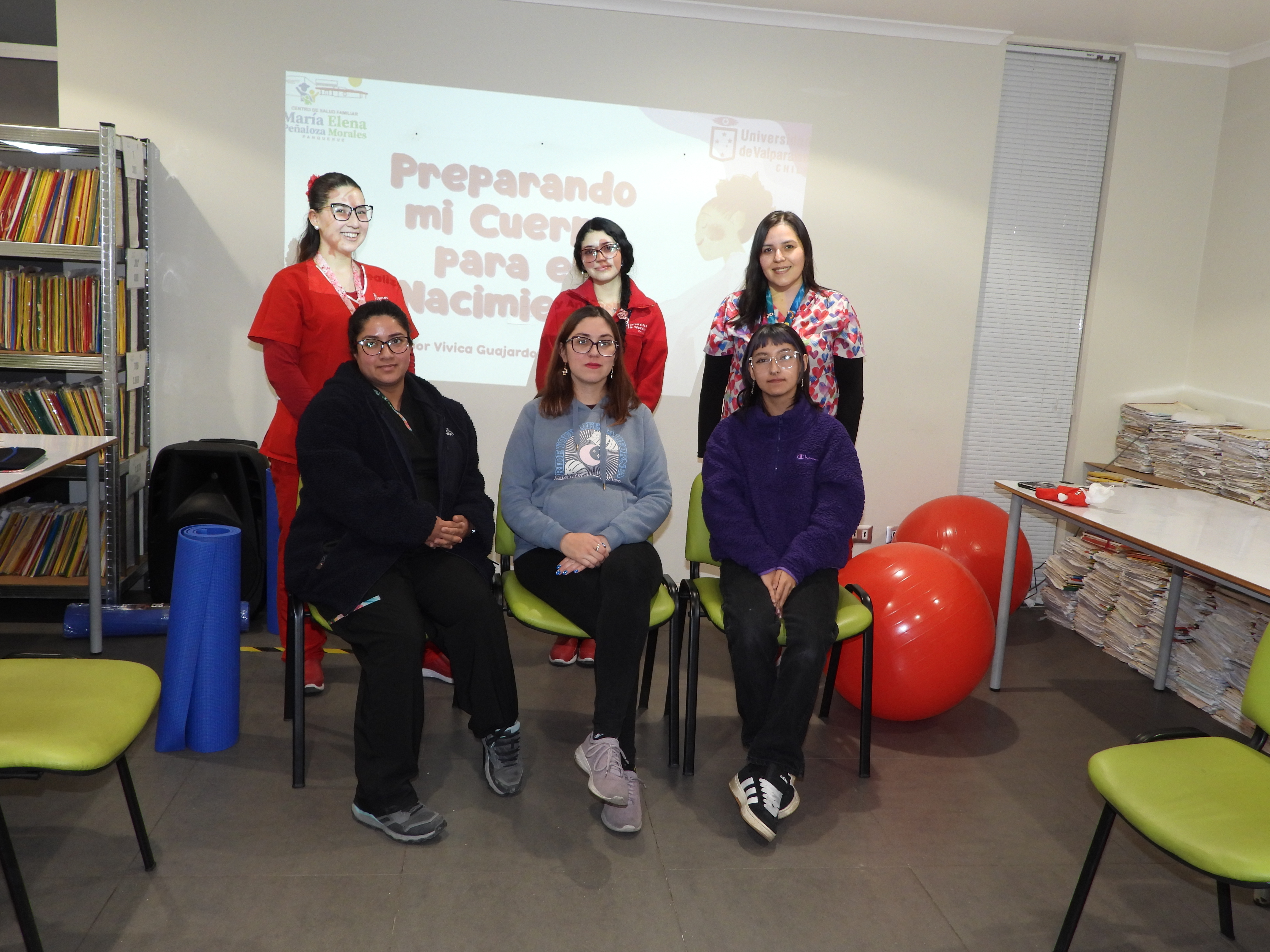 Talleres prenatales fortalecen la preparación de futuras madres y sus familias